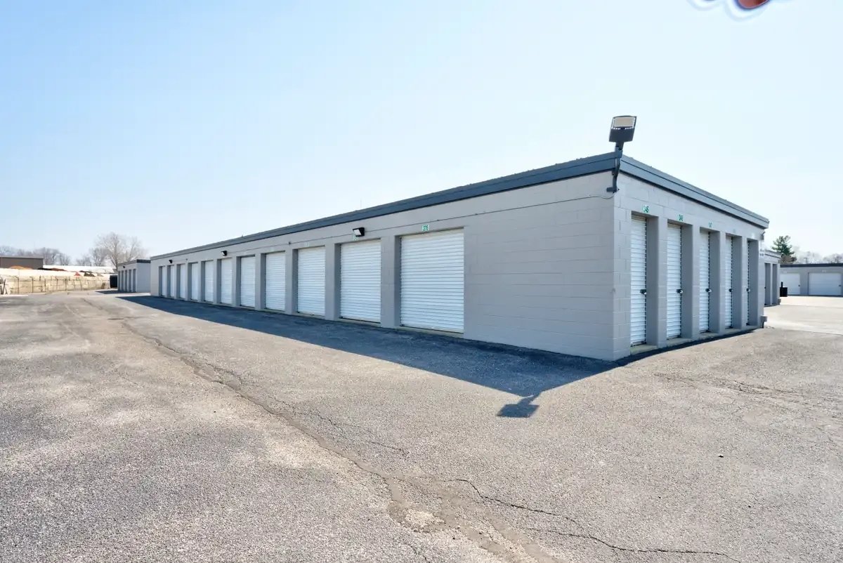 Storage facility exterior driveway